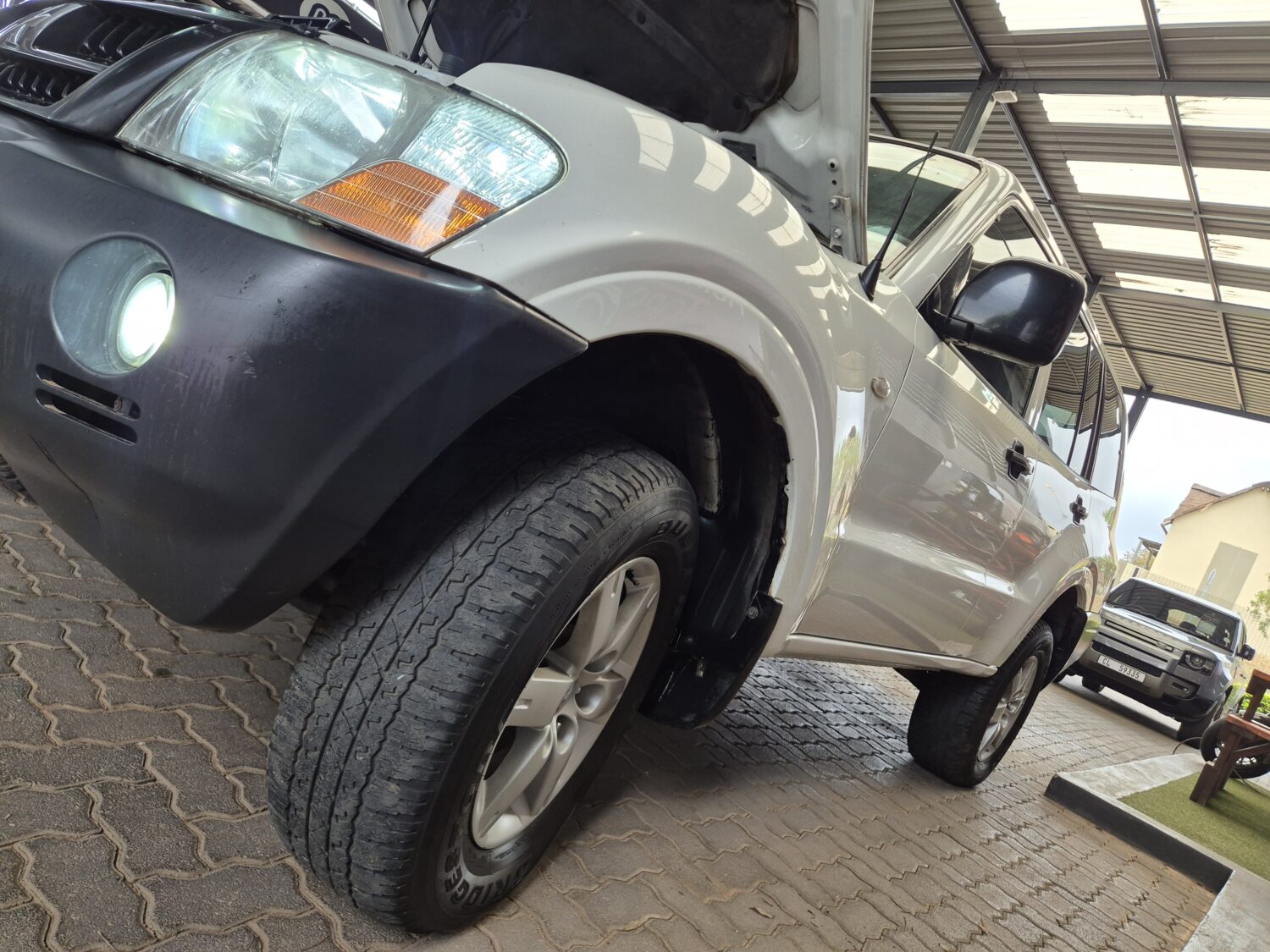 Mitsubishi Pajero 5-Door 3.2DI-D GLX