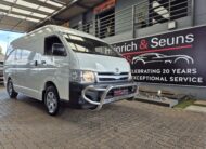 Toyota Quantum 2.5D-4D S-Long Panel Van