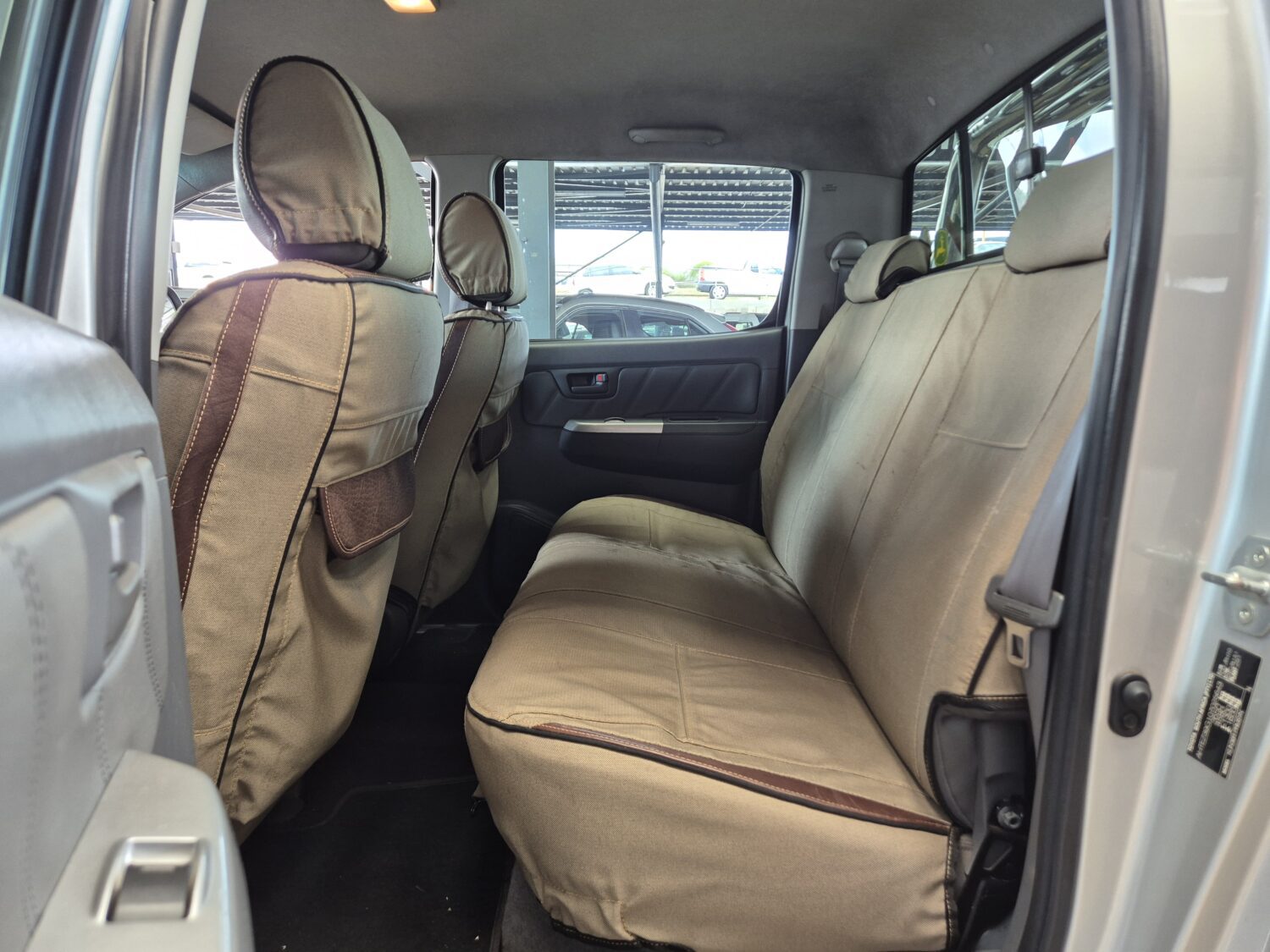 Toyota Hilux 3.0D-4D Double Cab Raider Heritage Edition