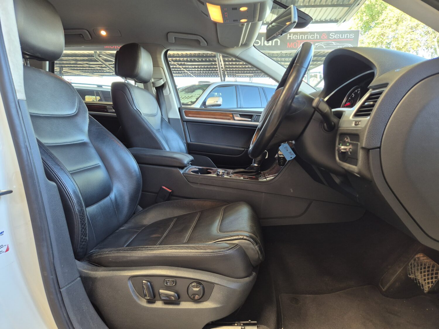 Volkswagen Touareg V6 TDI Terrain Tech