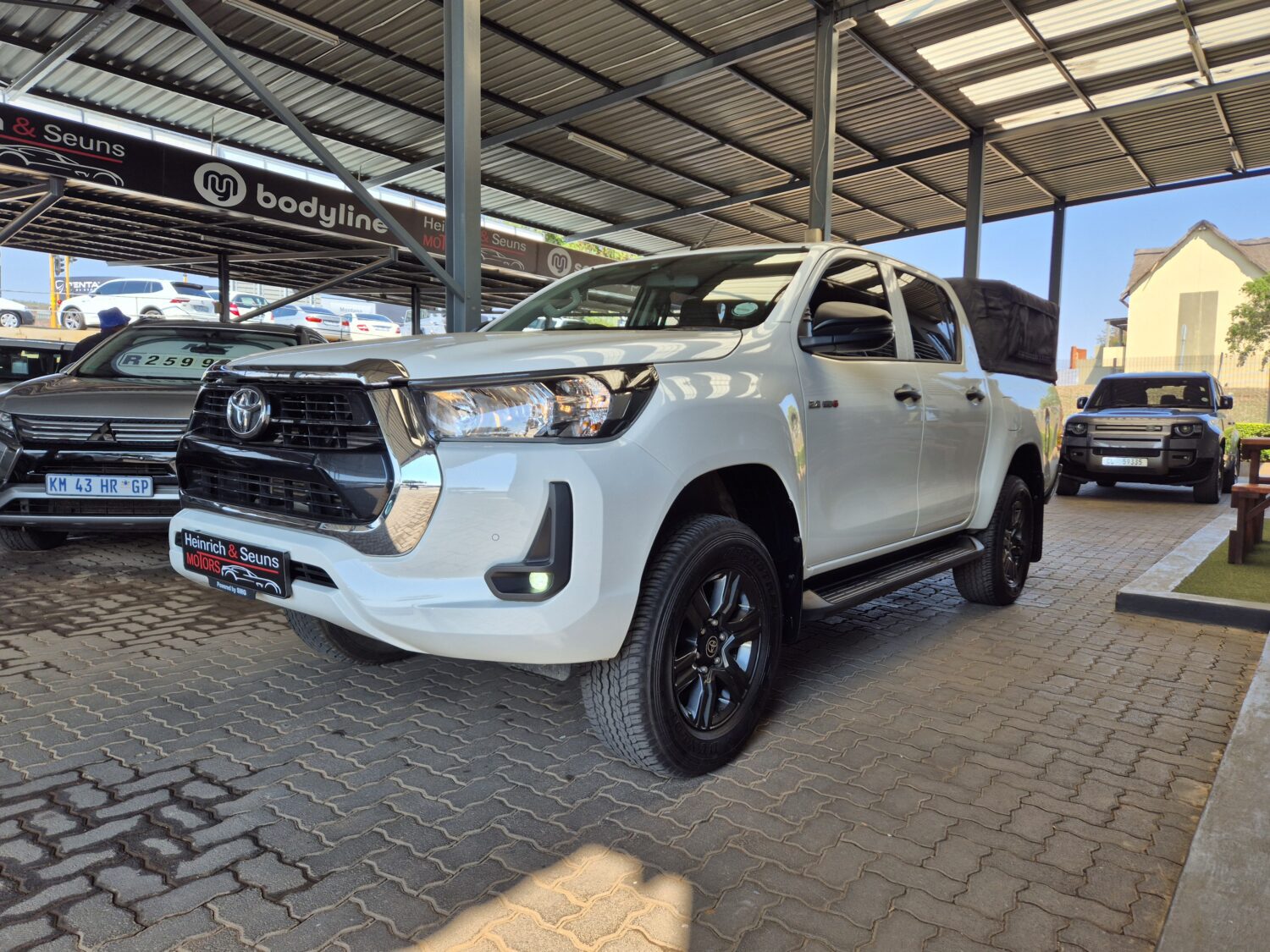Toyota Hilux 2.4GD-6 Double Cab Raider Auto