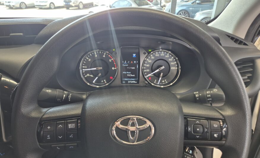 Toyota Hilux 2.4GD-6 Double Cab Raider Auto