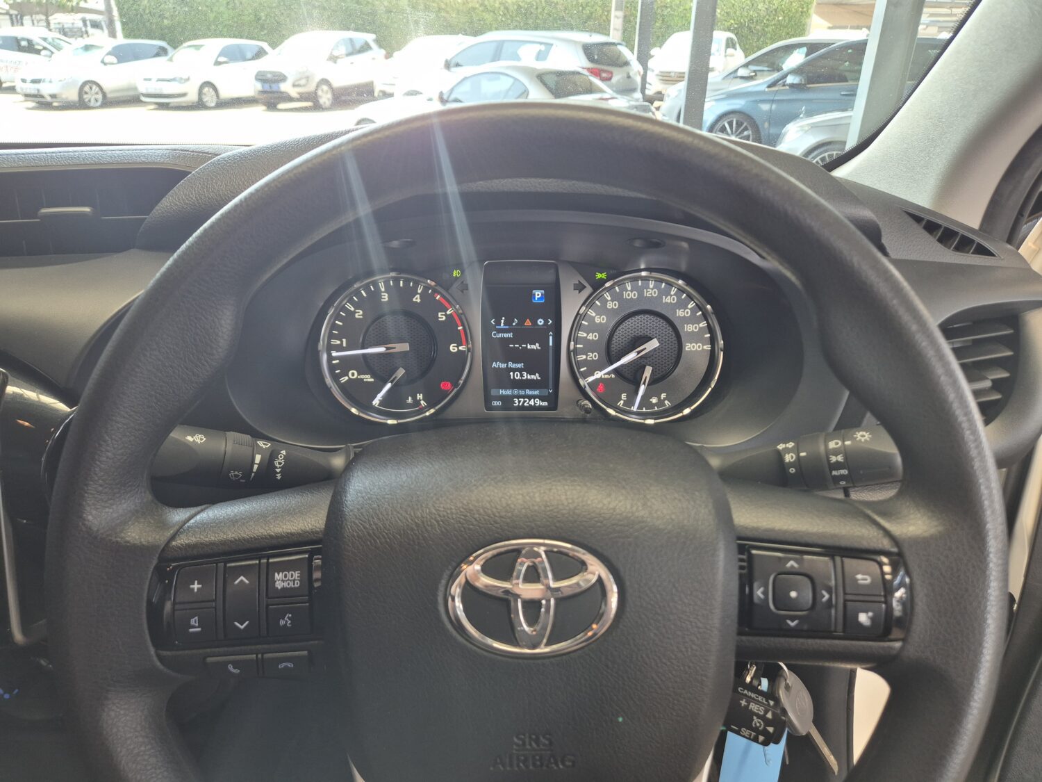 Toyota Hilux 2.4GD-6 Double Cab Raider Auto