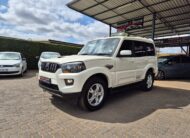 Mahindra Scorpio 2.2CRDe S10 8-Seater