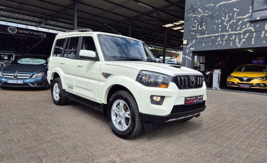 Mahindra Scorpio 2.2CRDe S10 8-Seater