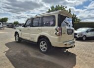 Mahindra Scorpio 2.2CRDe S10 8-Seater