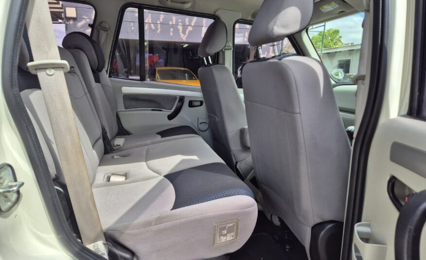 Mahindra Scorpio 2.2CRDe S10 8-Seater