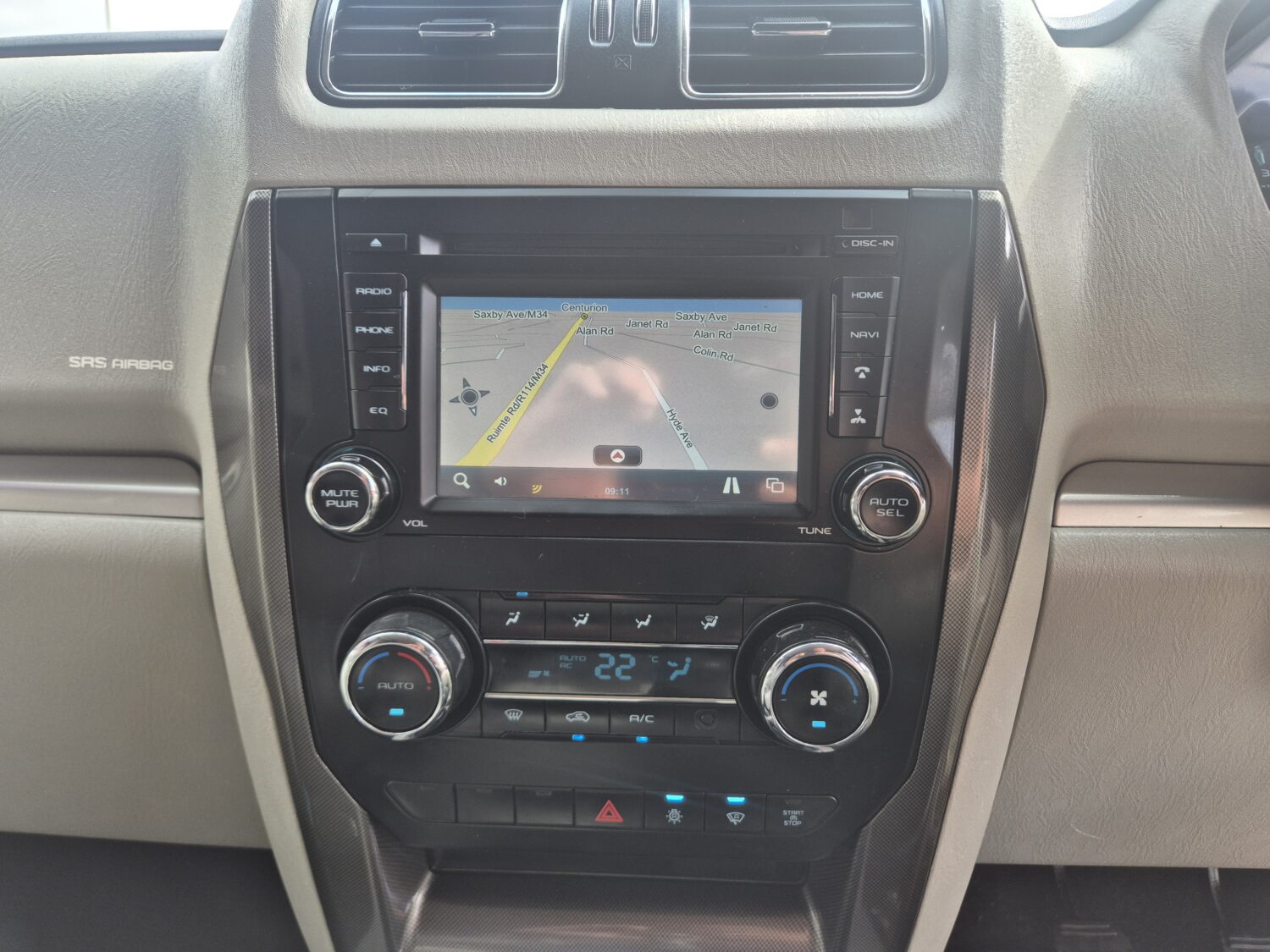 Mahindra Scorpio 2.2CRDe S10 8-Seater