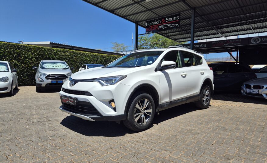 Toyota RAV4 2.2D-4D AWD GX