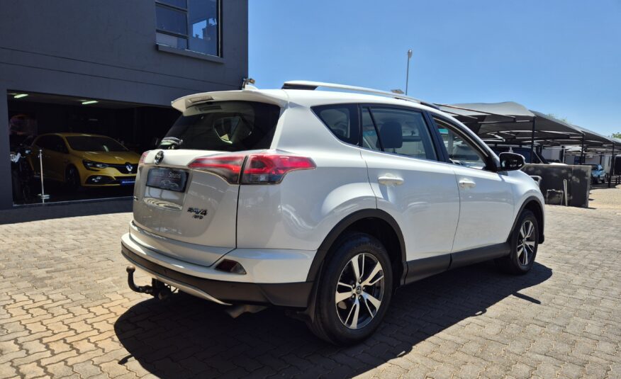 Toyota RAV4 2.2D-4D AWD GX