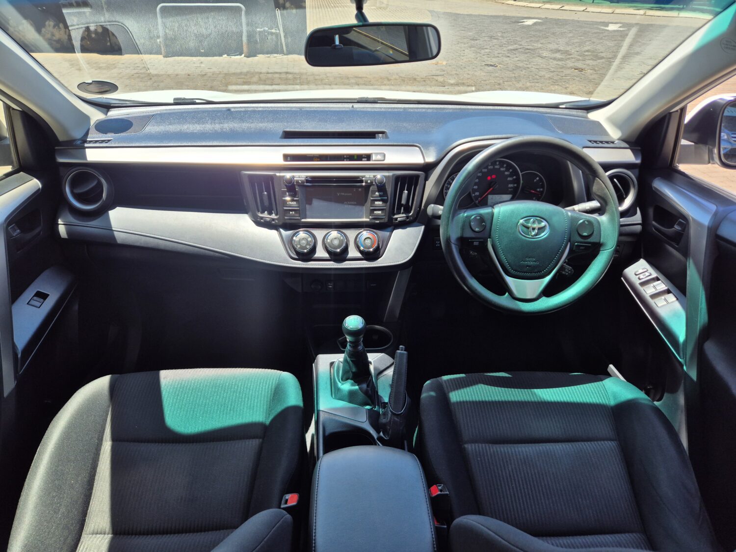 Toyota RAV4 2.2D-4D AWD GX