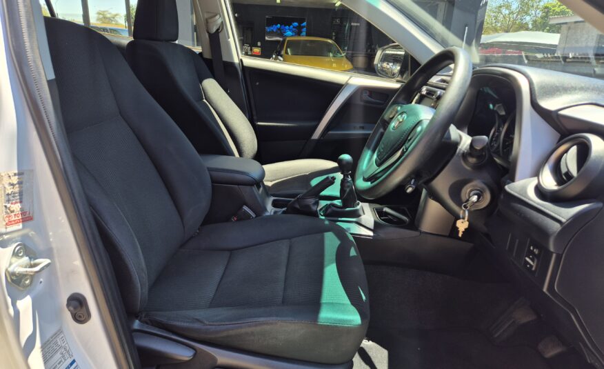 Toyota RAV4 2.2D-4D AWD GX